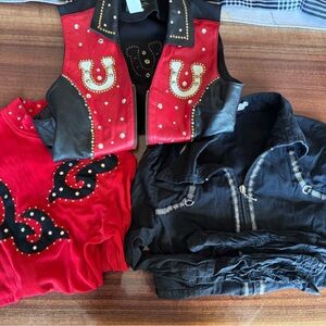 Youth girls medium western show set.